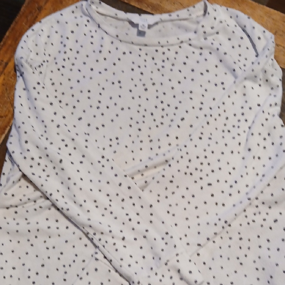 Time and Tru White Long Sleeve with Black Dots